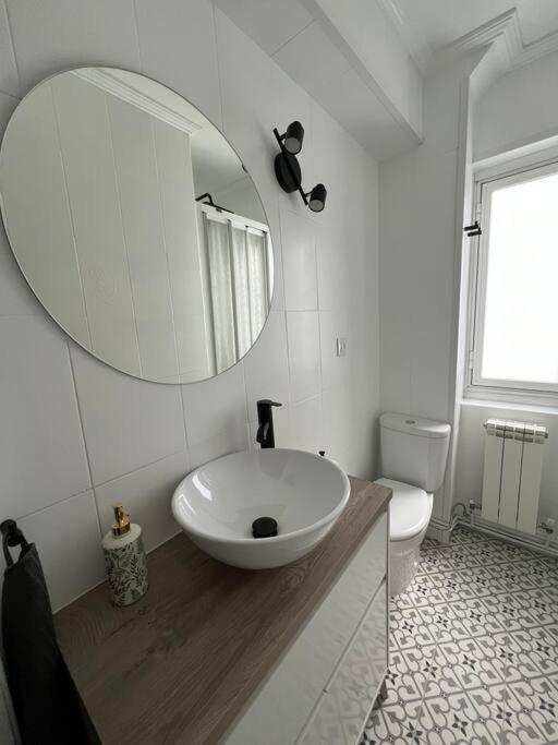 Piso Acogedor Cerca Del Centro. Apartment Burgo Екстериор снимка