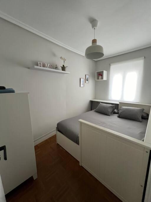 Piso Acogedor Cerca Del Centro. Apartment Burgo Екстериор снимка